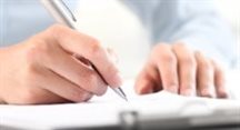 appunti-scrivere-firma-form-GettyImages-877018650 1